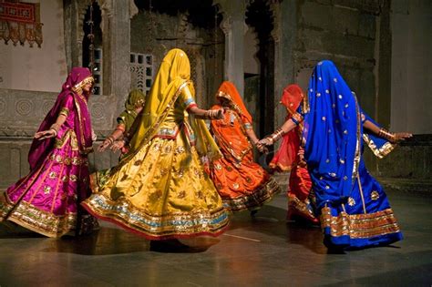 Rajasthani women perform a traditional dance | Traditional dance, Rajasthan india, Indian ...