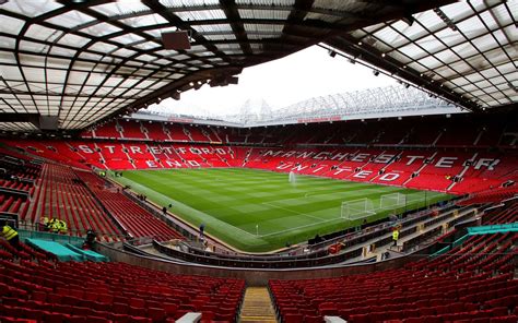 Travel to Old Trafford, Manchester United’s Headquarters - Traveldigg.com