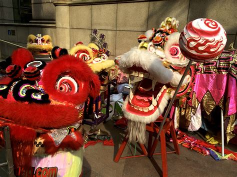 Hong Kong Food Tours | Chinese New Year Lion Dance & Dragon Dance | Hong Kong Foodie Tours