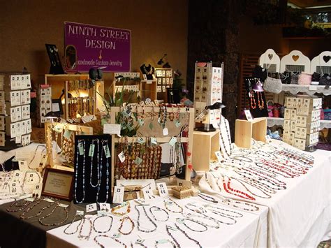 The Handmade Life: Craft Show Displays I