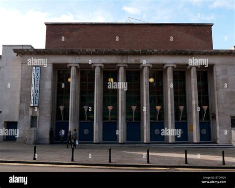 Civic Hall in Wolverhampton Stock Photo - Alamy