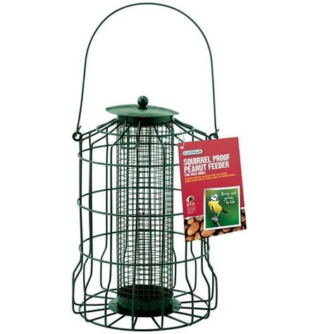 RSPB recommends the use of hygenic bird feeders in the garden. Robust ...