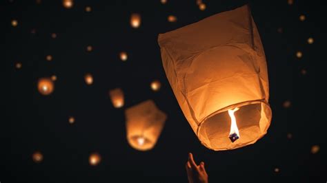 Tangled Floating Lanterns Desktop Wallpaper (74+ images)