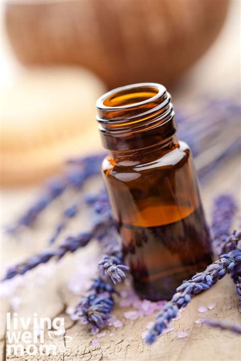 The 12 Best Essential Oils for Dry Skin + How to Use Them