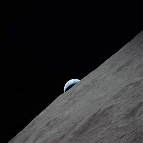 Apollo 8 Earthrise High Resolution