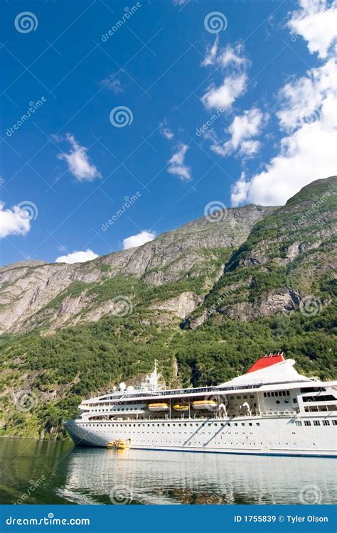 Sognefjord Norway Cruise stock image. Image of boat, majestic - 1755839