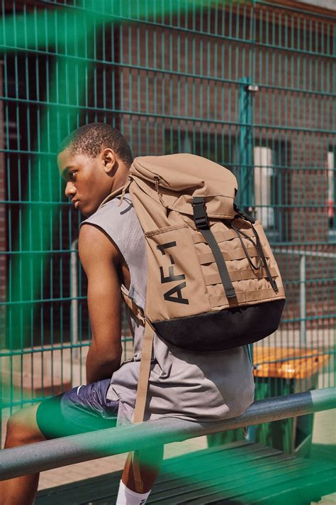 7 Tips for Choosing the Best Gym Backpack. Nike.com