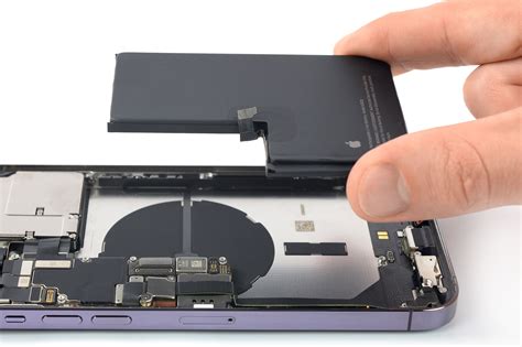 Apple’s 14 Pro Max Is Worse Than the Vanilla 14 | iFixit News