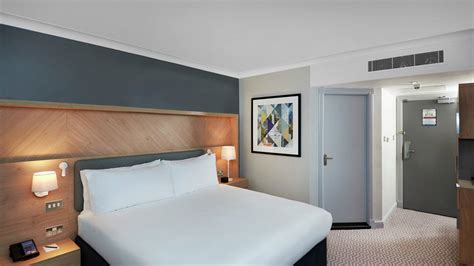 Hilton London Croydon - YoNinja - Restaurants, Hotels, and Reviews