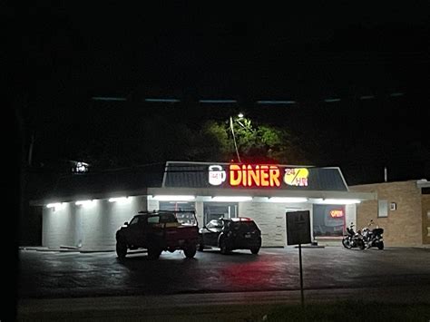 Dave’s 24 Hour Diner - Fenton, MO 63026, Reviews, Hours & Contact