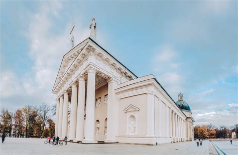 Vilnius Cathedral – Walkable Vilnius