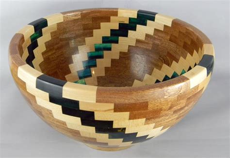 Contemporary Wood Bowls in 2021 | Wood bowls, Amazing resin, Light colored wood