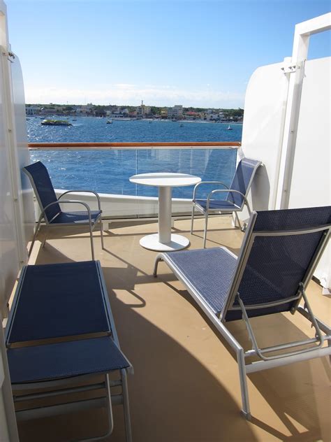 The Cheerful Cruiser!: Cool Cruise Balcony Cabins