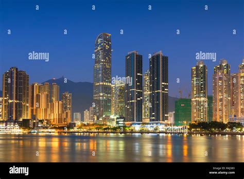 Skyline of Tsuen Wan with Nina Tower at dusk, Tsuen Wan, Hong Kong ...