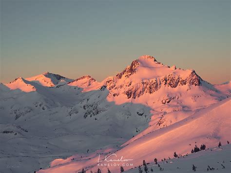 Winter sunrise over a snow covered mountain, Nature print in 2020 | Sunrise photography, Nature ...