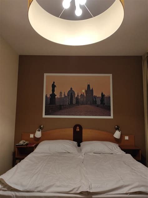 Hotel Merkur (Prague, République tchèque) : tarifs 2023 et 64 avis