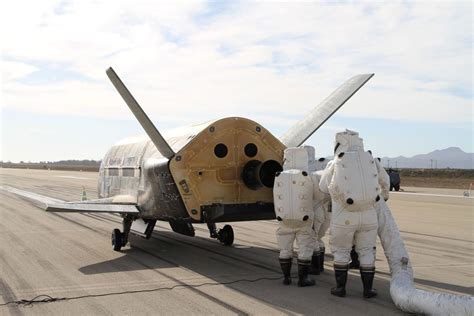 Photos: Secretive X-37B Space Plane's 3rd Mission for the US Air Force ...