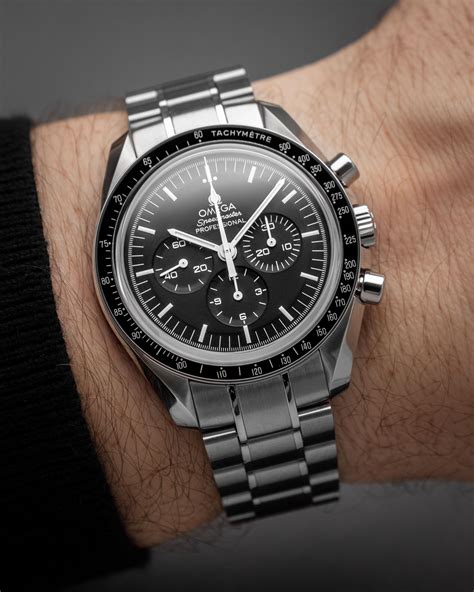 [Omega Speedmaster Moonwatch] Review and Thoughts : r/Watches