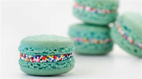 Le Macaron to bring French pastries to The Corners - Milwaukee Business Journal