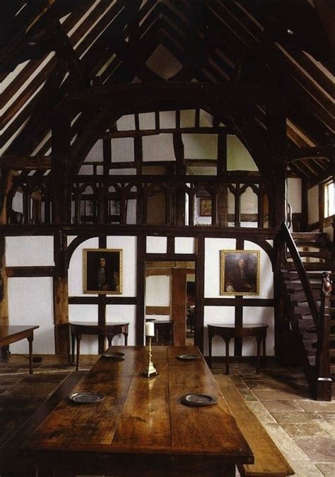 Pin by Maria Inês Fiorani Faccin on stately | Medieval houses, Tudor house, Manor house