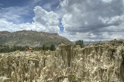 The Valley of the Moon | Valley of the moon, Places to travel, Hiking spots