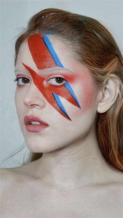 Aladdin Sane makeup | David bowie costume halloween, David bowie makeup ...