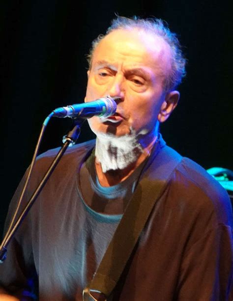 Missing hits disappoints at Stranglers Hugh Cornwell Newbury gig