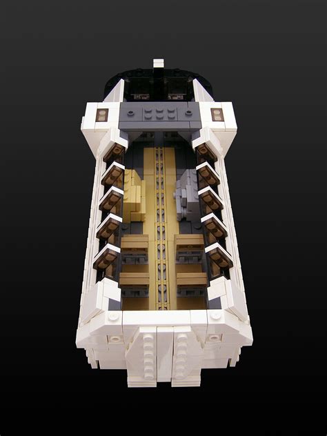 All sizes | 2001: A Space Odyssey Moon Bus - 03 | Flickr - Photo ...