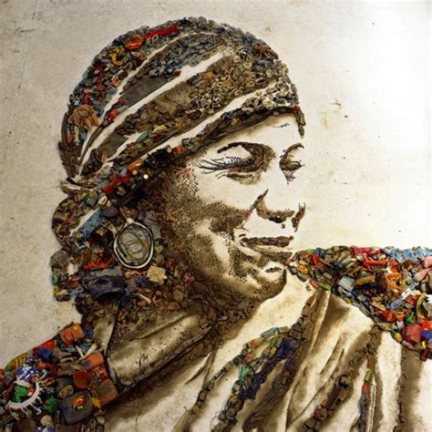 ART SPATE: VIK MUNIZ GARBAGE ART