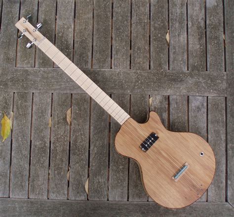 Four-string Custom Box Guitar - The Cavan Project