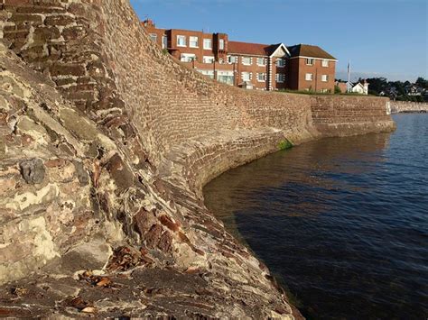 Sea wall, Livermead Cliff Hotel © Derek Harper :: Geograph Britain and Ireland