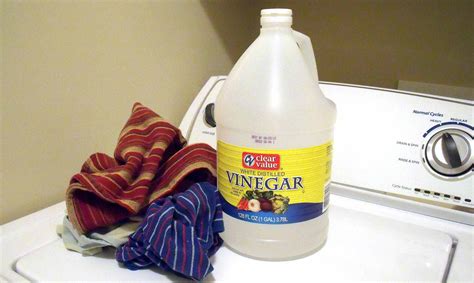 7 Benefits Of Adding Vinegar To Your Laundry Routine