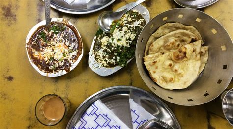 Where to eat if you're visiting Delhi's highlights on a budget ⋆ Victor ...