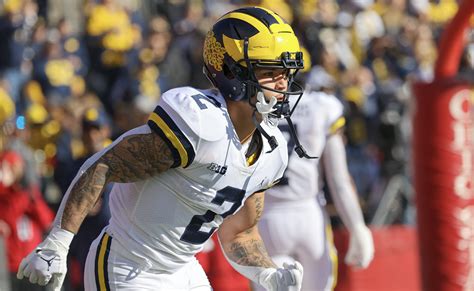 Blake Corum injury update: Sideline report details Michigan RB health ...