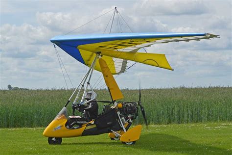 Microlight Flying: Guide to Microlight Flying in India 2024