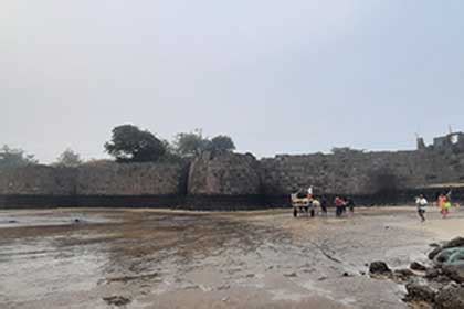 Alibag Forts - alibagonline