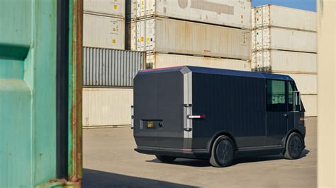 Canoo MPDV is a Cyberpunk-Like Commercial Electric Van