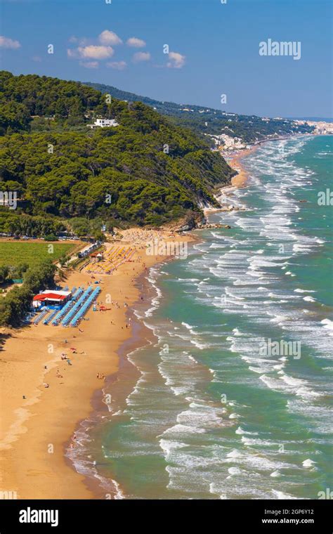 Baia Calenella beach, Vico del Gargano, Foggia, Italy Stock Photo - Alamy