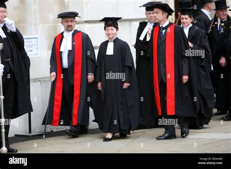 CAMBRIDGE UNIVERSITY STUDENTS ON GRADUATION DAY Stock Photo - Alamy