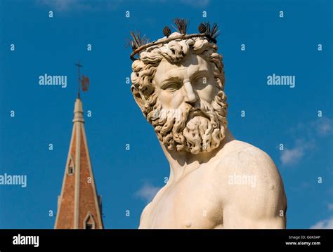 Neptune statue, Fountain of Neptune, Piazza della Signoria, Firenze ...