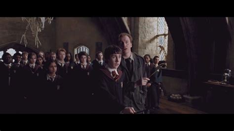 Neville Longbottom vs Boggart - Riddikulus - YouTube