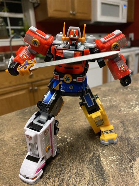 Super minipla lightspeed rescue megazord. Freaking love this thing 🤪 ...