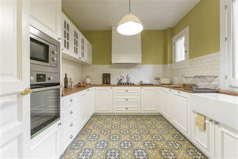 35 Kitchen Layout Ideas: Pros & Cons