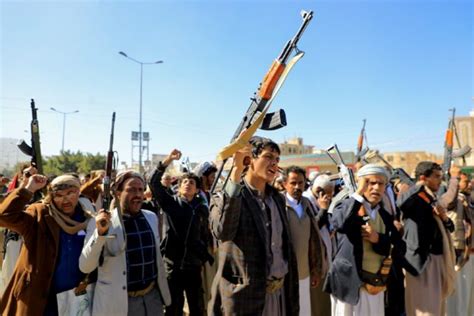 Yemen rebels say US, UK interests 'legitimate targets' after strikes - Breitbart