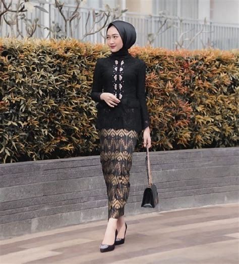 43 Model Kebaya Muslim yang Stylish dan Trendi untuk Kondangan (Updated 2022) | BukaReview