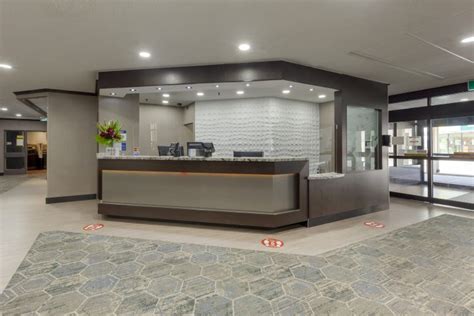 Hotel & Amenities Gallery - Best Western Toronto Airport West