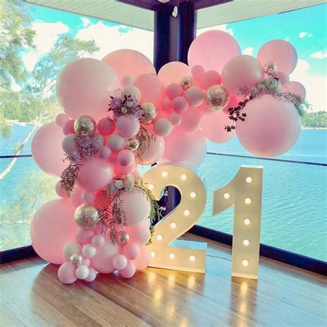 Đầu năm mới 21st decoration ideas cho bữa tiệc sinh nhật đáng nhớ