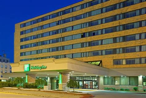 Holiday Inn Muskegon - UPDATED 2017 Hotel Reviews & Price Comparison (MI) - TripAdvisor