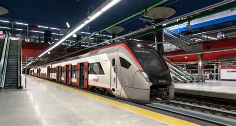 Renfe y Stadler firman el contrato para la compra de 59 trenes