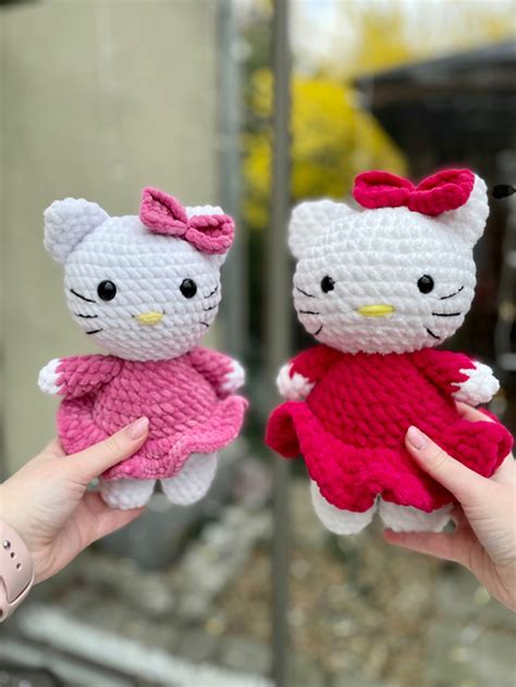 FREE Hello Kitty: Crochet pattern | Ribblr